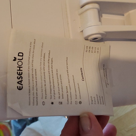 Easehold light up makeup mirror- 3 sided - Picture 4 of 6